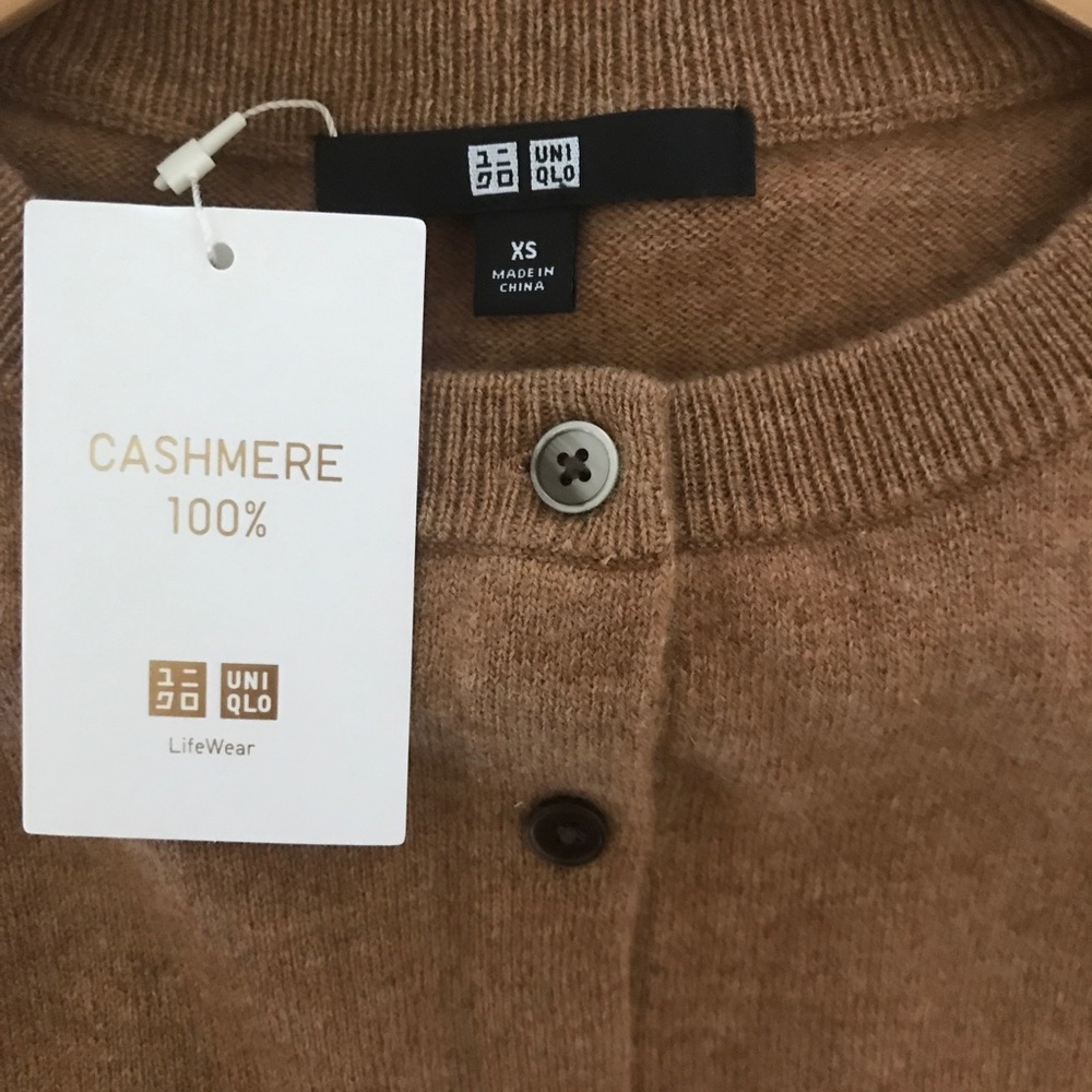100% Cashmere Cardigan - Picture 2 of 3